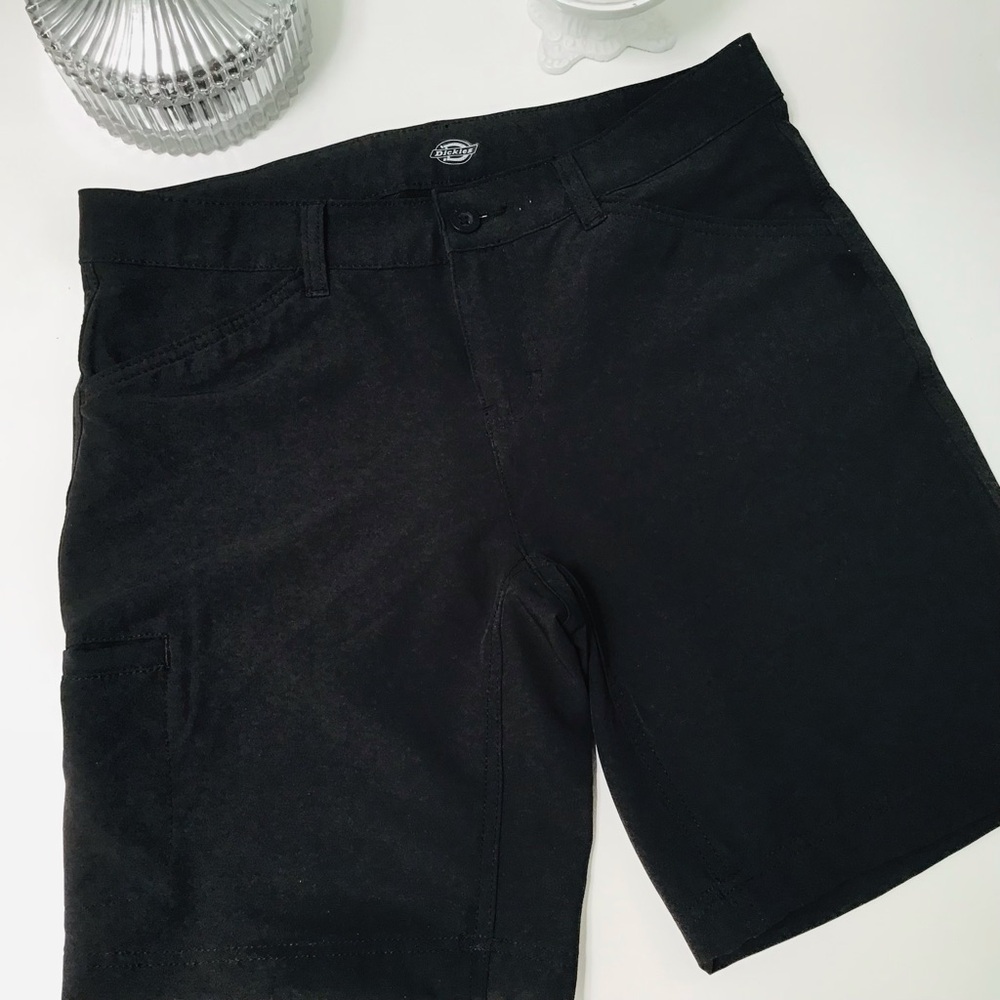 Dickies Stretch Utility Performance 9” Black Shorts Size 4 New
